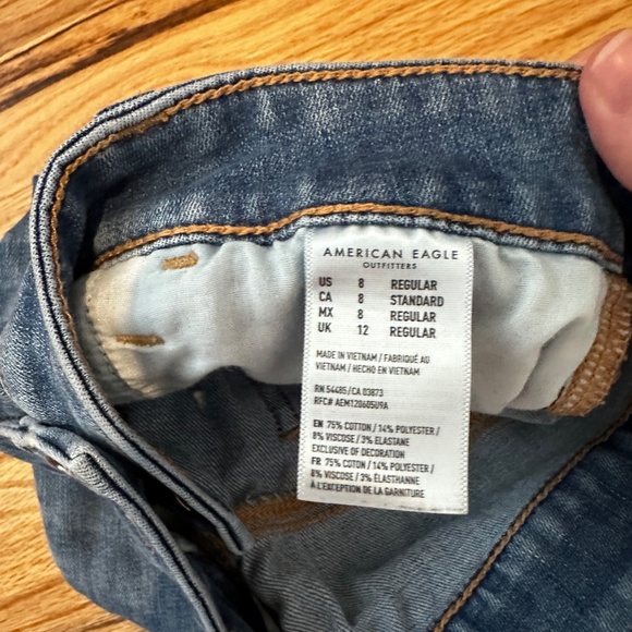 Hi-Rise Cropped AE Jegging - Picture 2 of 3